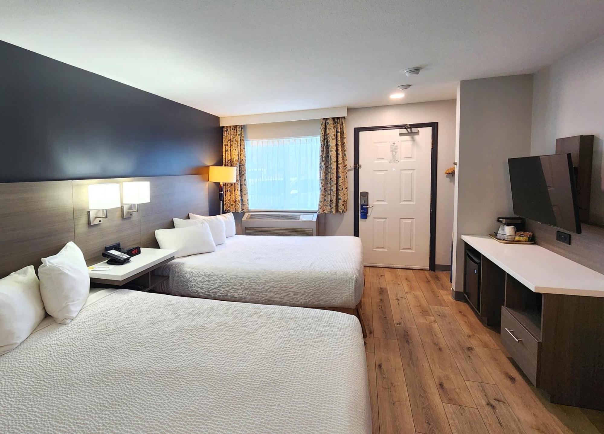 Days Inn By Wyndham Kelowna Extérieur photo